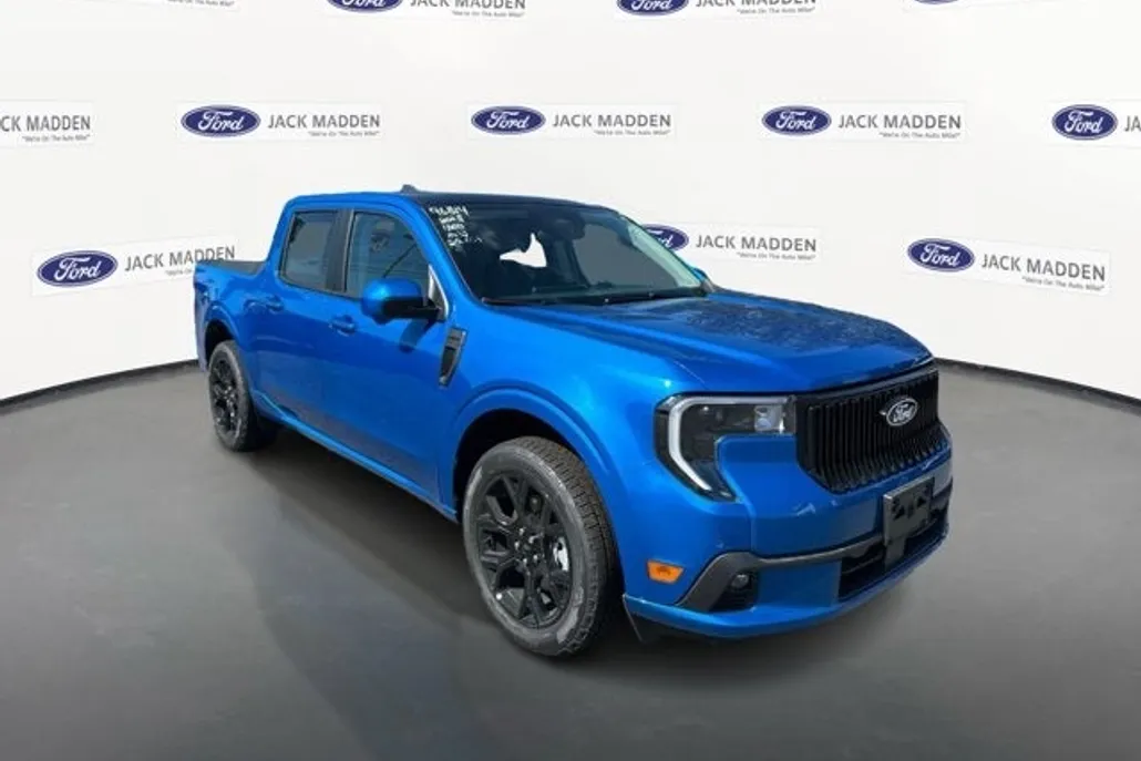 2025 Ford Maverick photo 1