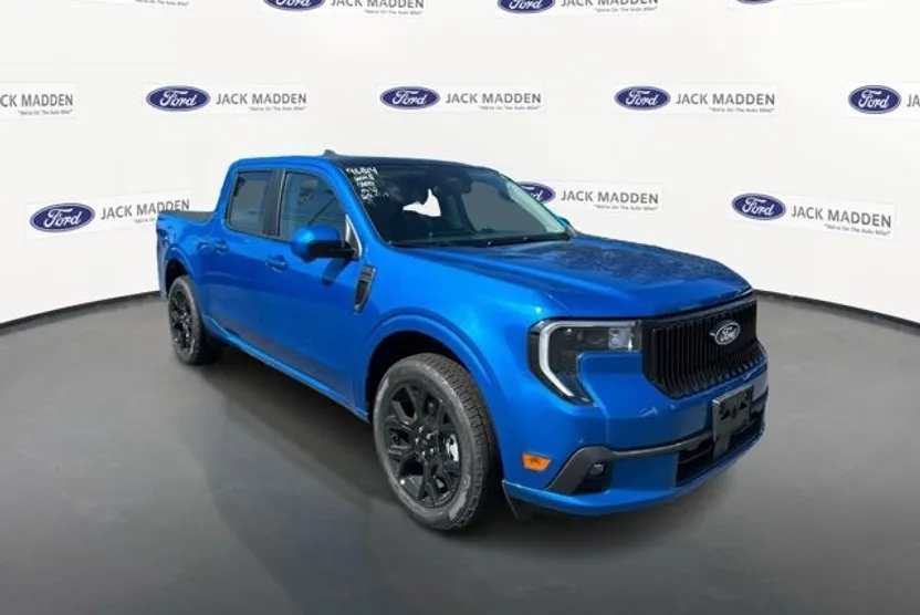 2025 Ford Maverick photo 1