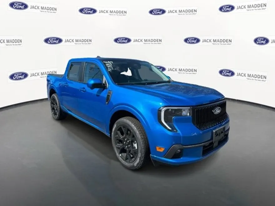 2025 Ford Maverick photo 1