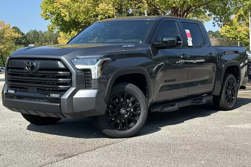 2026 Toyota Tundra Limited photo 1