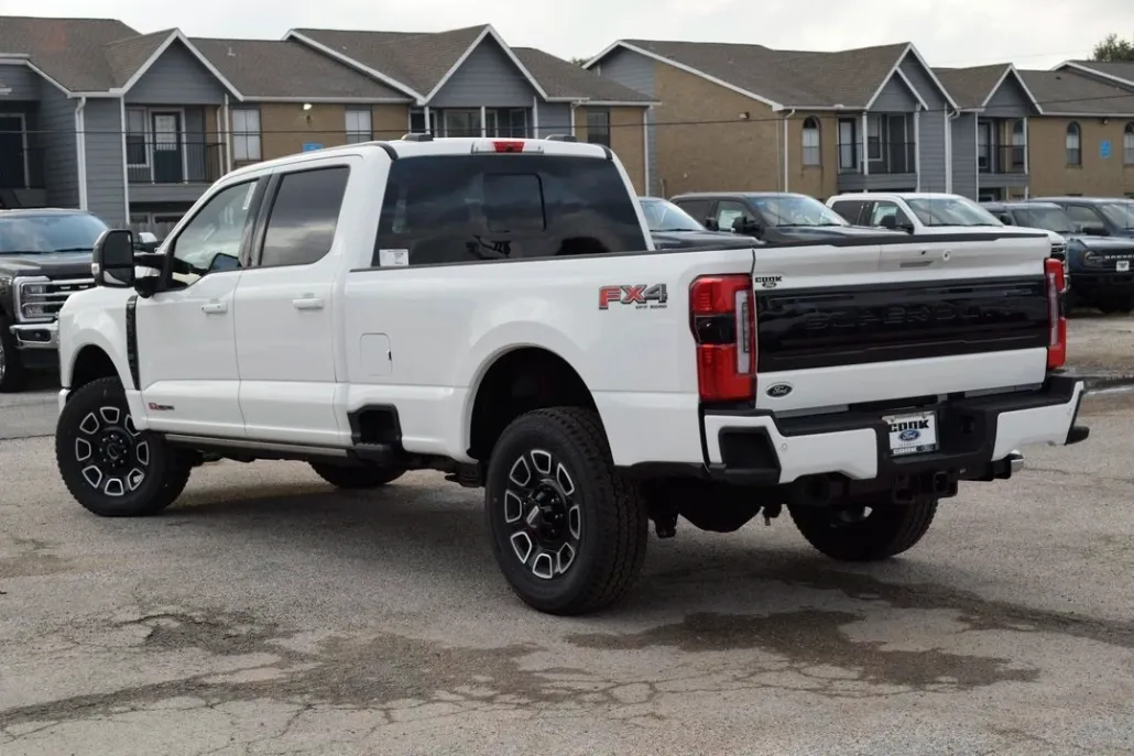 2025 Ford F-350 photo 1