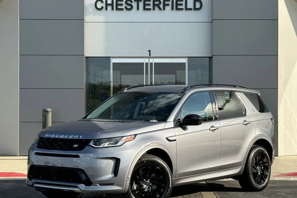 2024 Land Rover Discovery Sport S photo 1