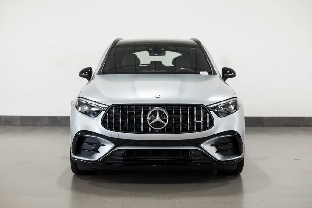 2024 Mercedes Benz GLC AMG 4MATIC photo 1