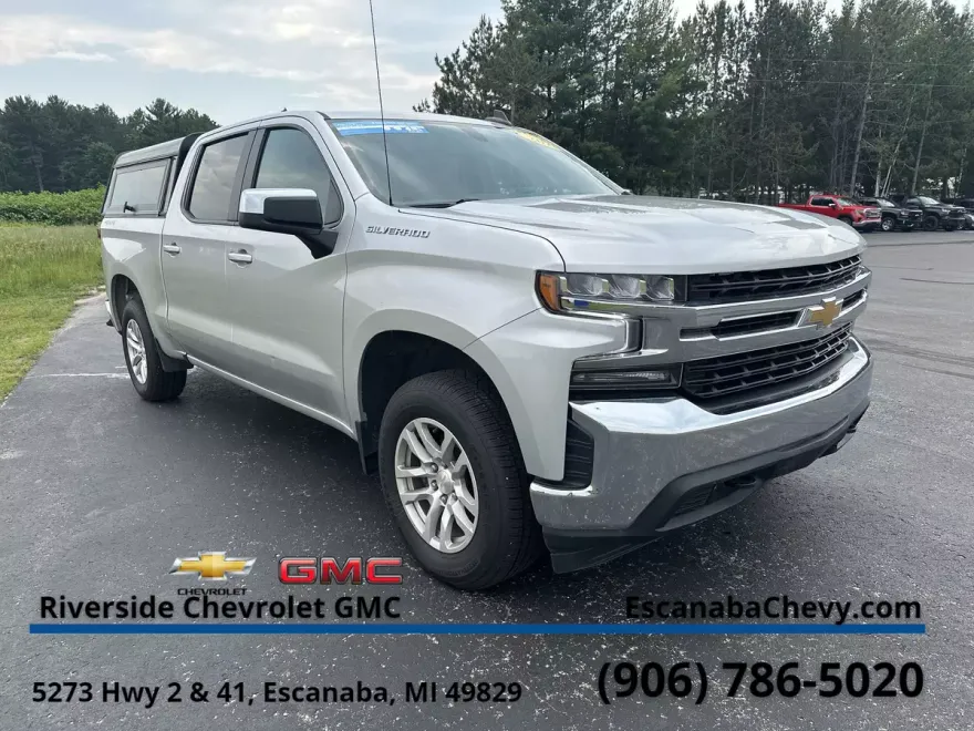 2021 Chevrolet Silverado 1500 LT photo 1