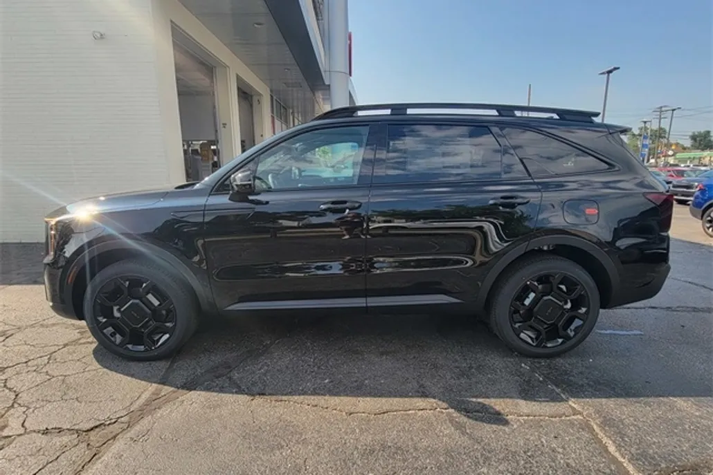 2025 Kia Sorento X-Line SX Prestige photo 1