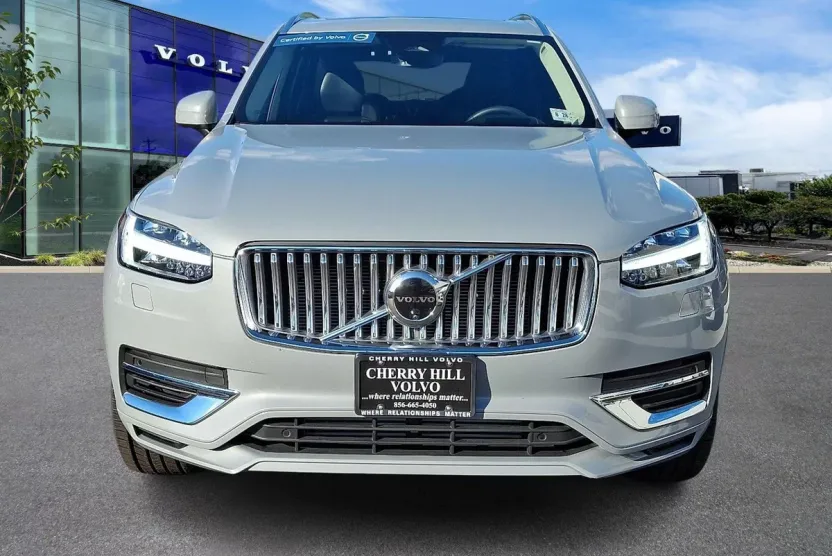 2024 Volvo XC90 Recharge T8 Ultimate photo 1