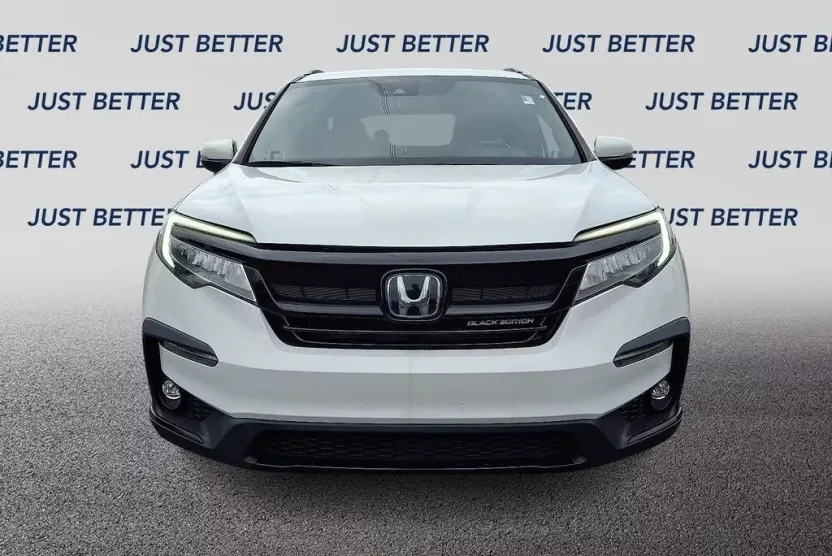 2022 Honda Pilot Black Edition photo 1