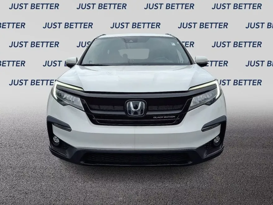 2022 Honda Pilot Black Edition photo 1