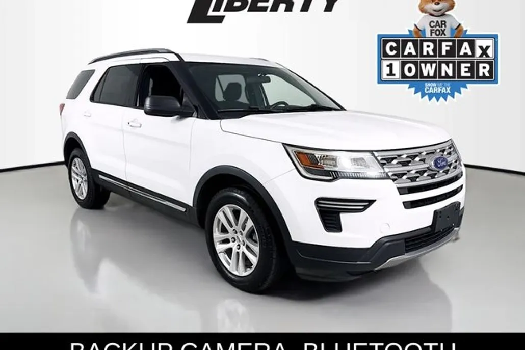 2018 Ford Explorer XLT photo 1