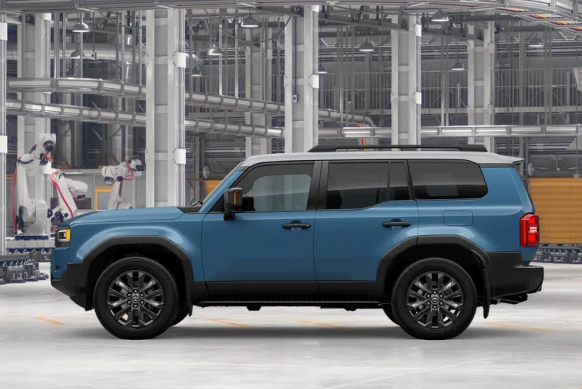2026 Toyota Land Cruiser photo 1