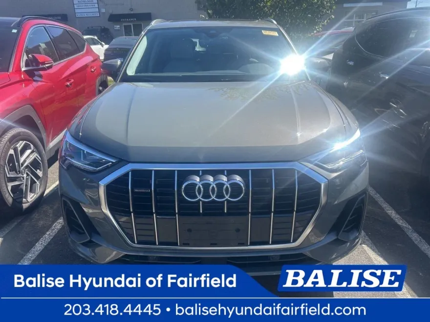 2024 Audi Q3 S line Premium photo 1