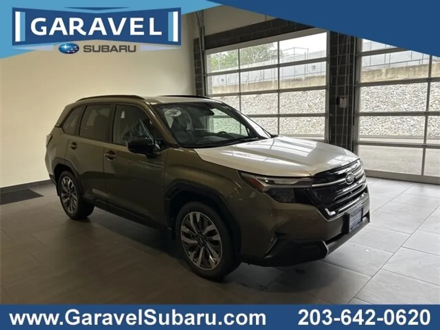 2025 Subaru Forester Touring photo 1