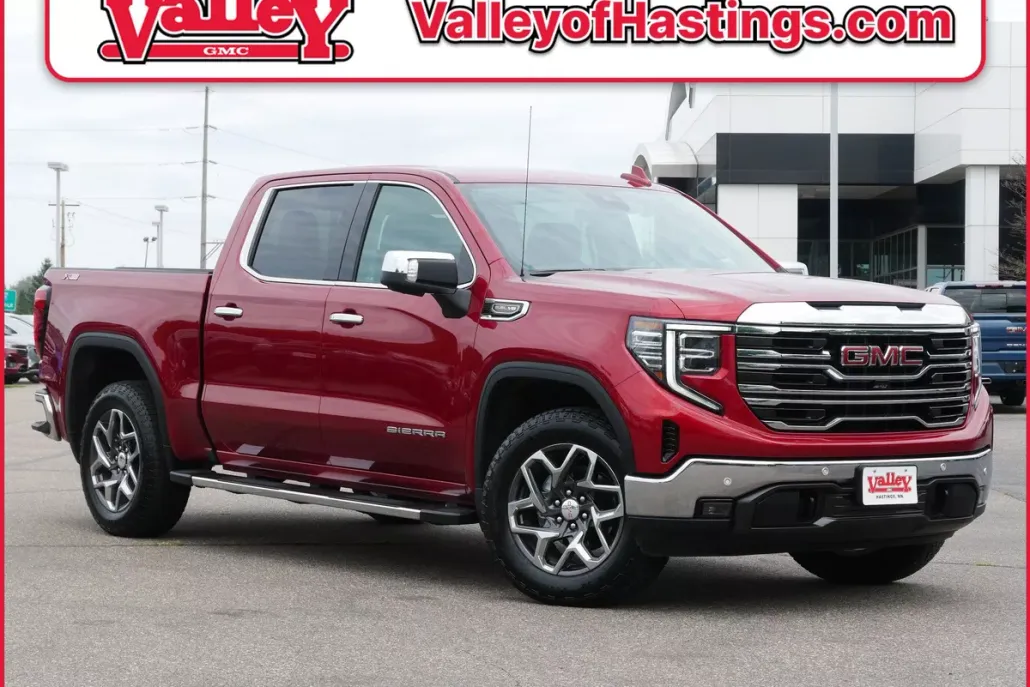 2024 Gmc Sierra 1500 SLT photo 1
