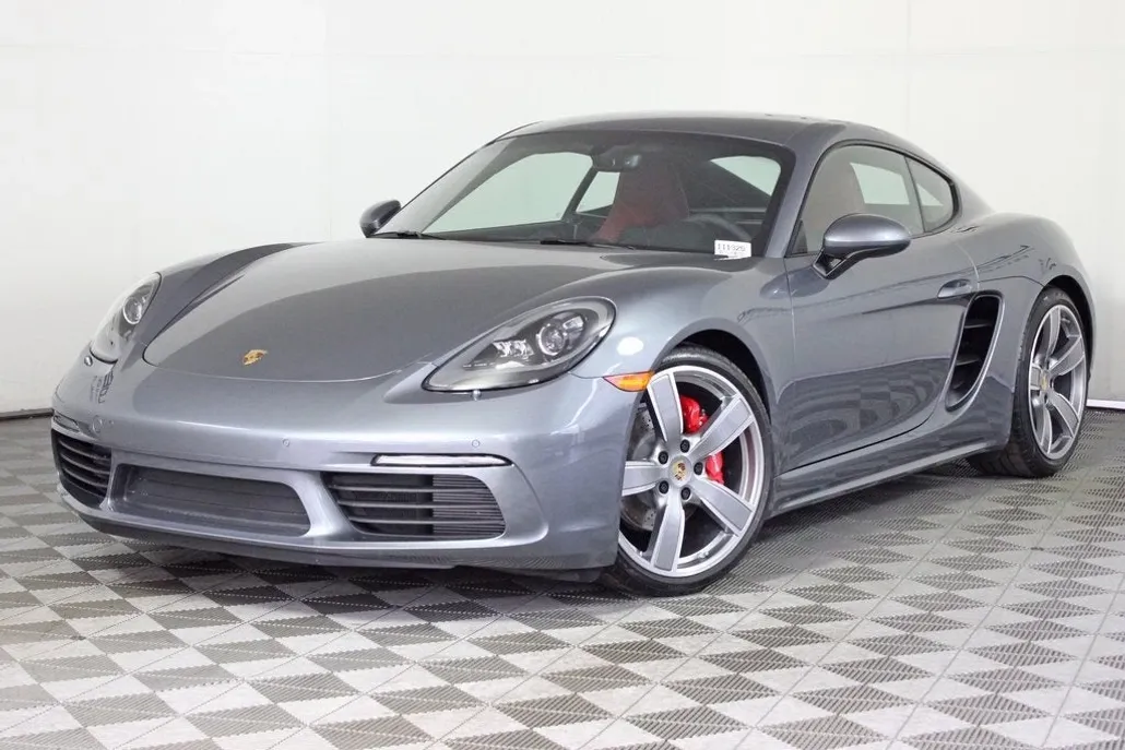 2025 Porsche Cayman S photo 1