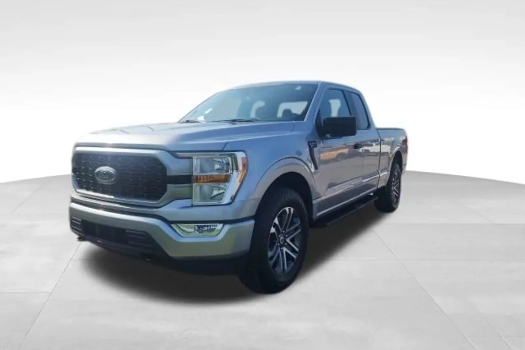 2021 Ford F-150 XL photo 1