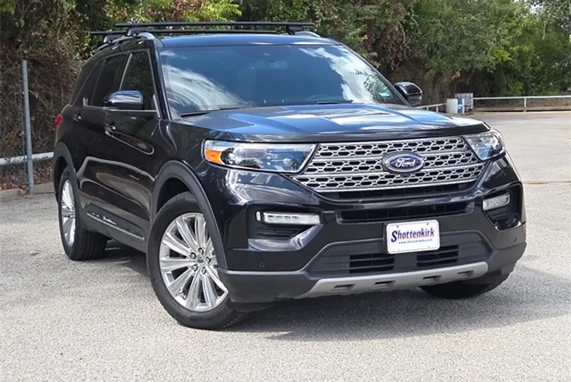 2020 Ford Explorer Limited photo 1