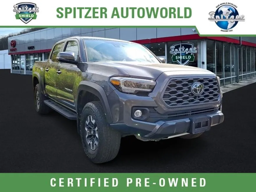 2023 Toyota Tacoma TRD Off-Road V6 photo 1