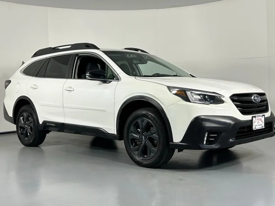 2020 Subaru Outback Onyx Edition XT photo 1