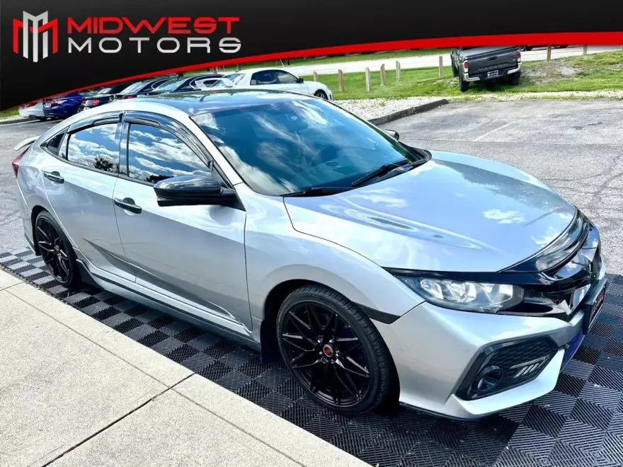 2017 Honda Civic Si photo 1