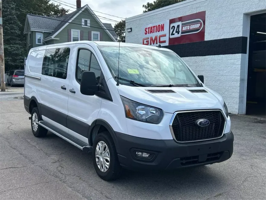 2023 Ford Transit Cargo Van photo 1