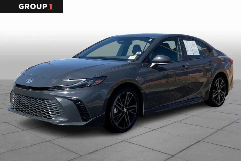 2025 Toyota Camry XSE photo 1