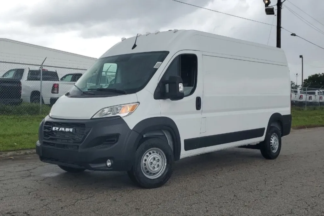 2024 Ram ProMaster 2500 photo 1
