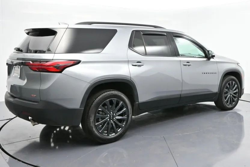 2023 Chevrolet Traverse RS photo 1