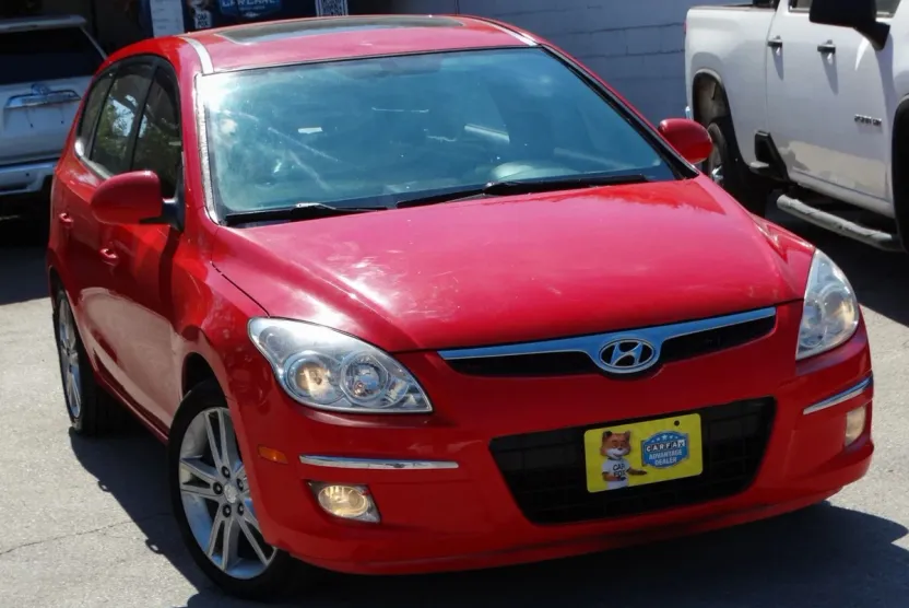 2009 Hyundai Elantra Touring photo 1