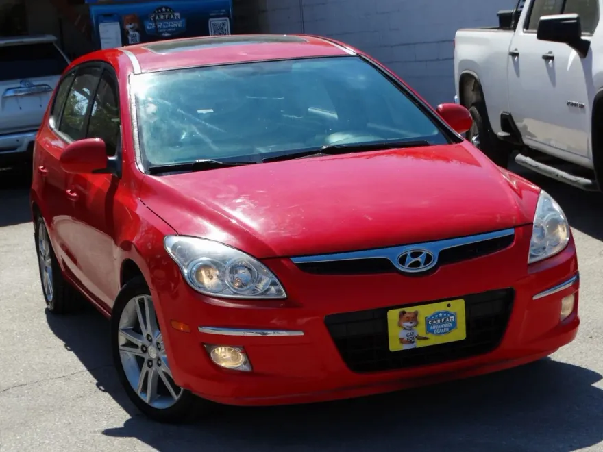 2009 Hyundai Elantra Touring photo 1