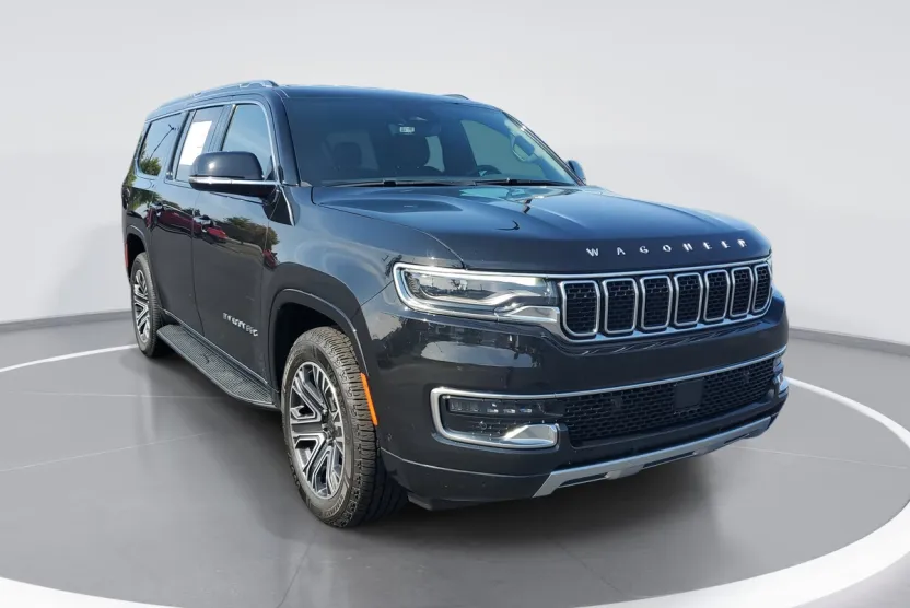 2024 Jeep Wagoneer L Series II photo 1