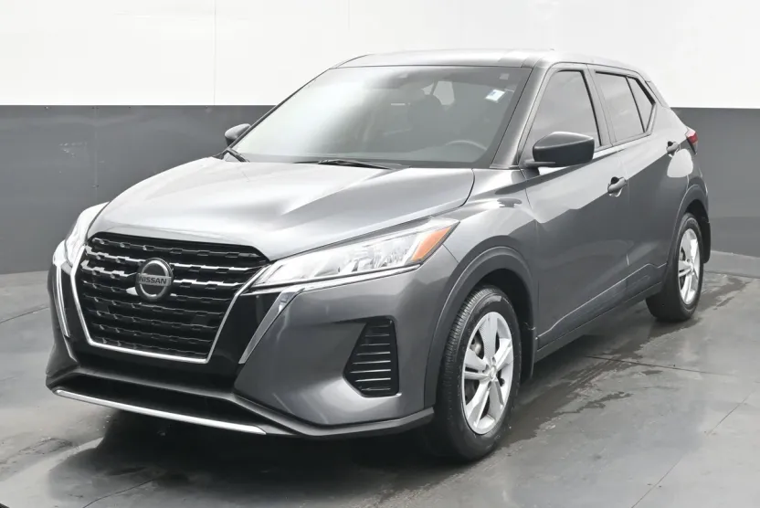 2021 Nissan Kicks S photo 1