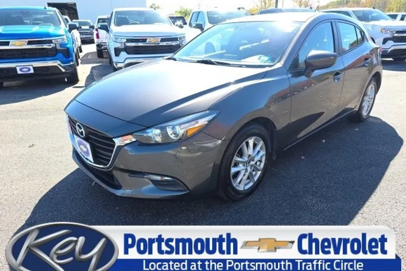 2017 Mazda Mazda3 Sport photo 1