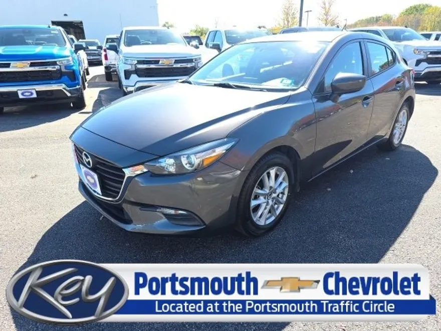 2017 Mazda Mazda3 Sport photo 1
