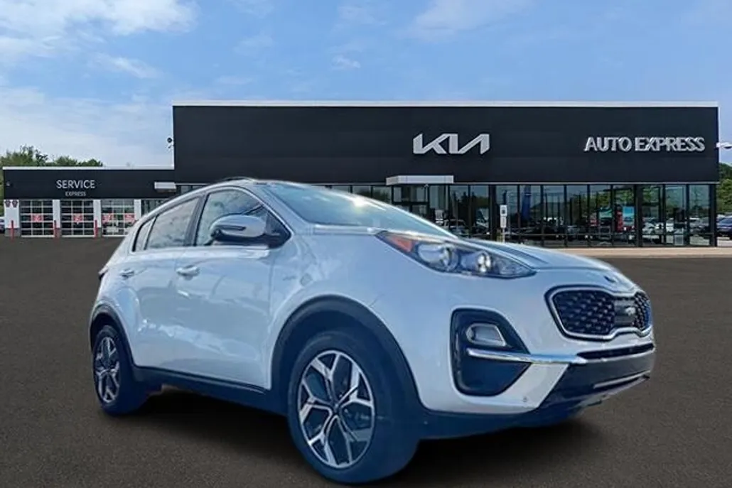 2021 Kia Sportage EX photo 1