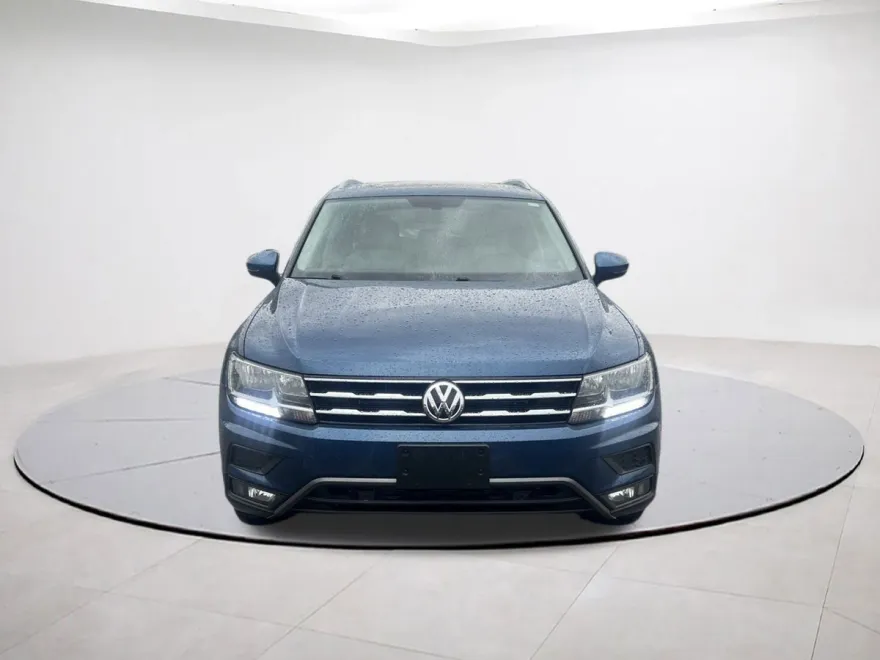 2019 Volkswagen Tiguan SEL photo 1