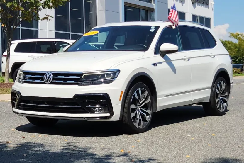 2020 Volkswagen Tiguan SEL Premium R-Line photo 1