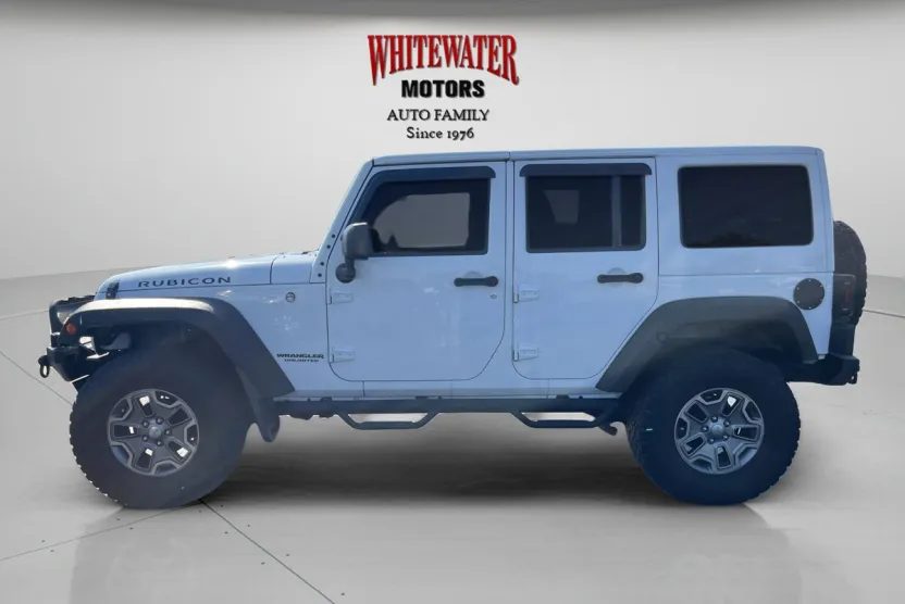2017 Jeep Wrangler Unlimited Rubicon photo 1