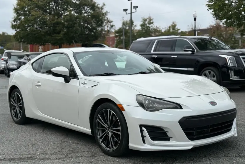 2014 Scion FR-S photo 1