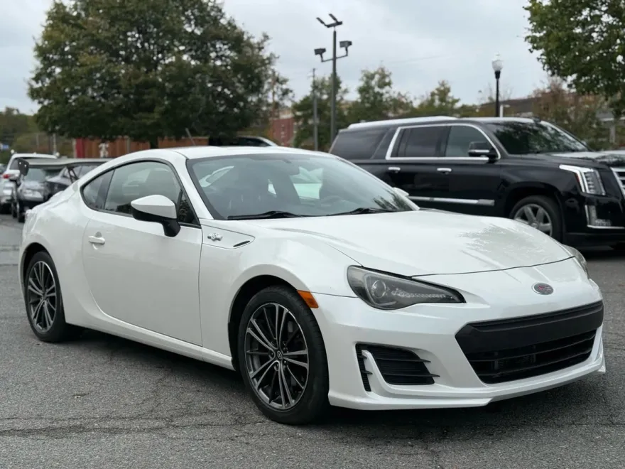 2014 Scion FR-S photo 1