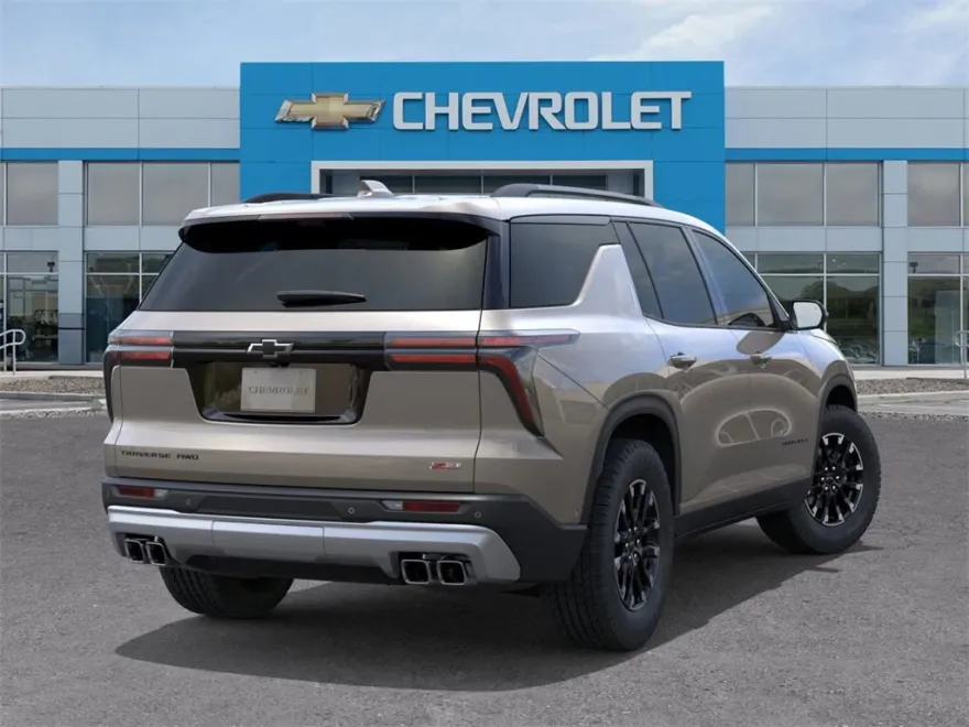 2026 Chevrolet Traverse Z71 photo 1