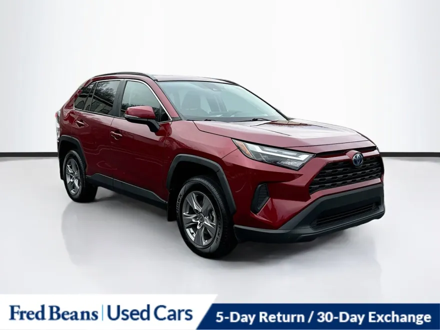 2022 Toyota RAV4 Hybrid XLE photo 1