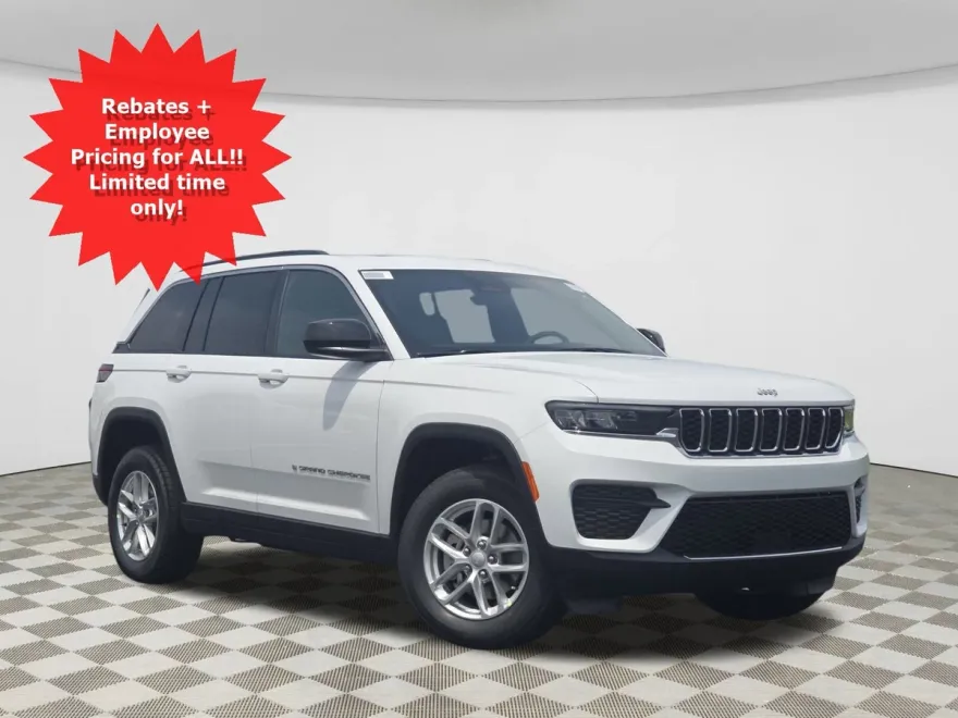 2025 Jeep Grand Cherokee Laredo photo 1