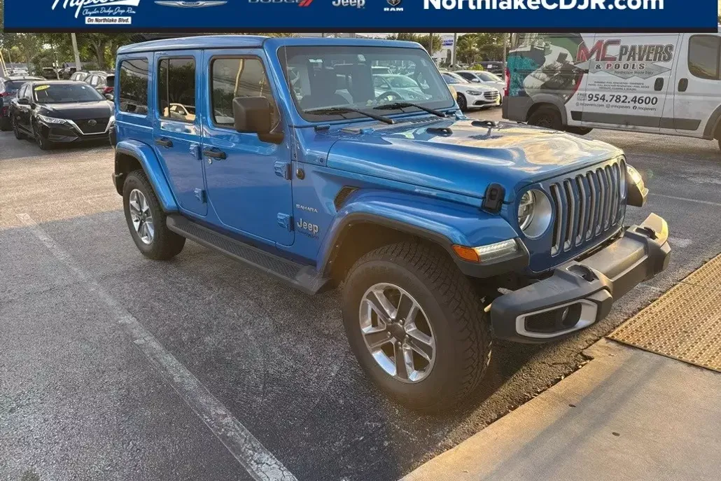 2022 Jeep Wrangler Unlimited Sahara photo 1