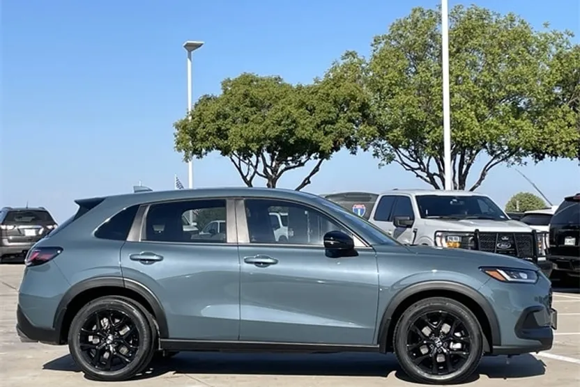 2024 Honda HR-V Sport photo 1