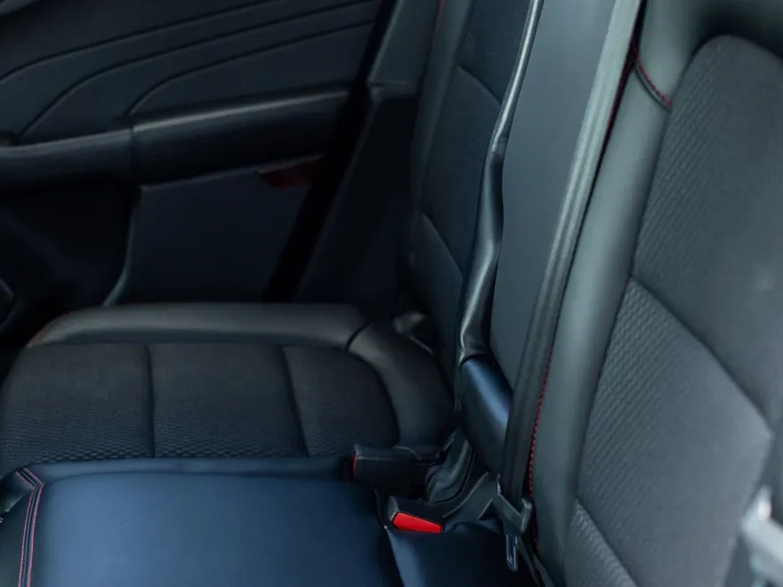 2023 Ford Escape ST-Line photo 1