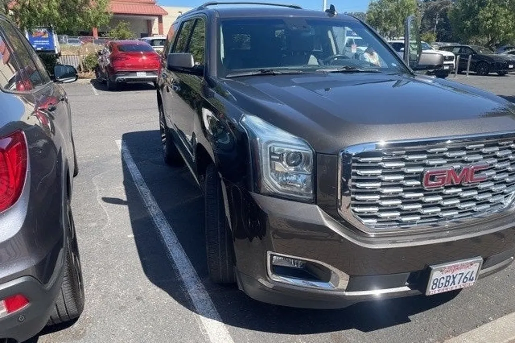 2019 Gmc Yukon Denali photo 1
