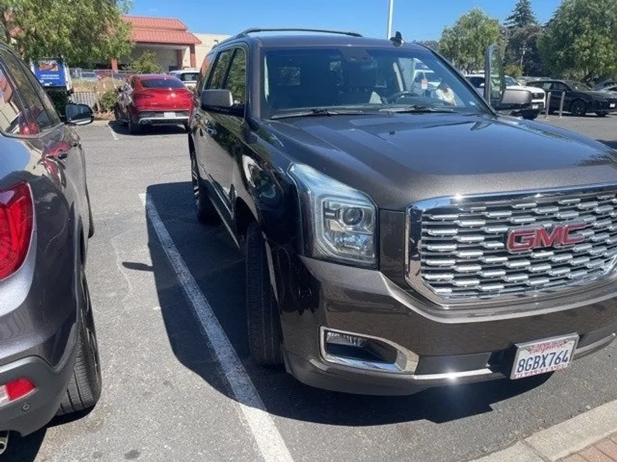 2019 Gmc Yukon Denali photo 1