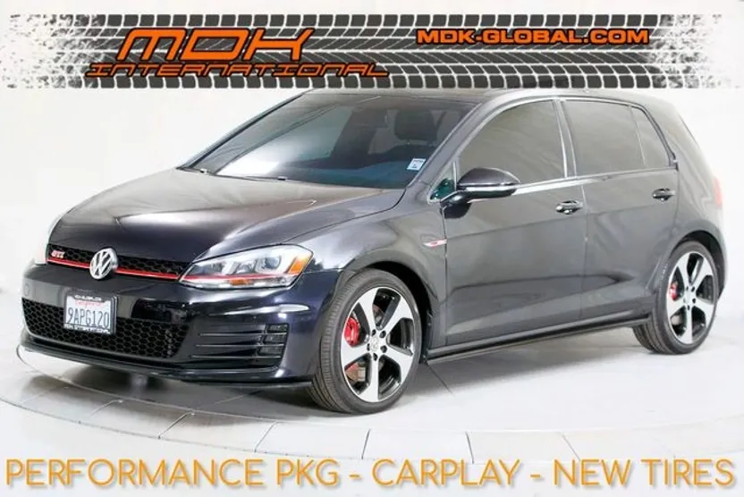 2017 Volkswagen Golf GTI SE photo 1