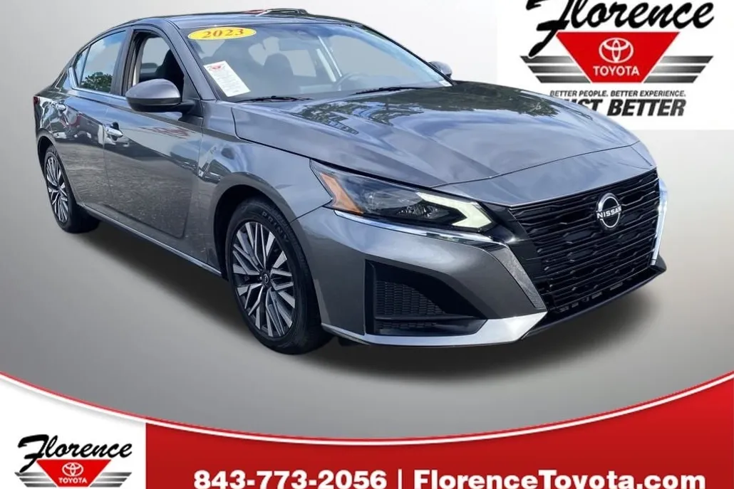 2023 Nissan Altima 2.5 SV photo 1