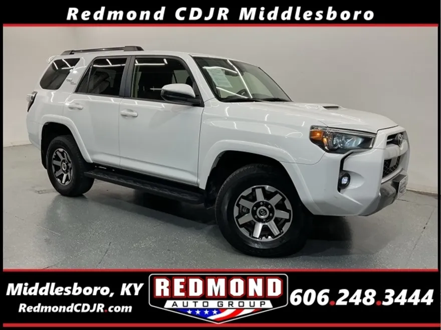 2024 Toyota 4Runner TRD Off-Road 4WD photo 1
